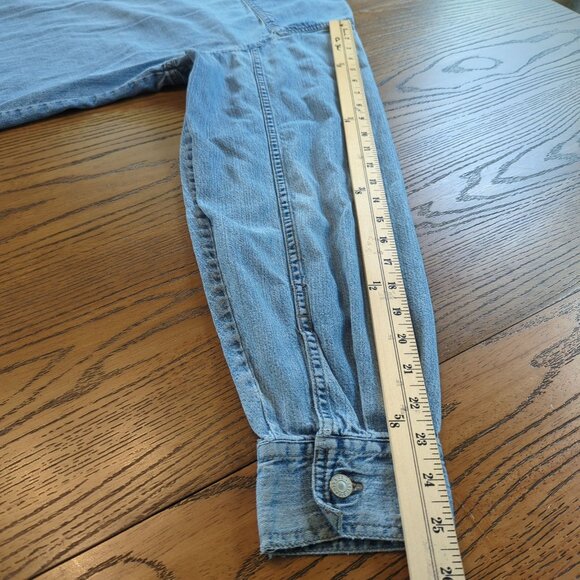 Vintage Levi’s Red Tab Denim Shirt Men’s L Distressed Button Front Long Sleeve - Picture 13 of 16